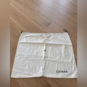 Cuyana Cream Drawstring Dust-bag. Approx 22.5 x 18.5”